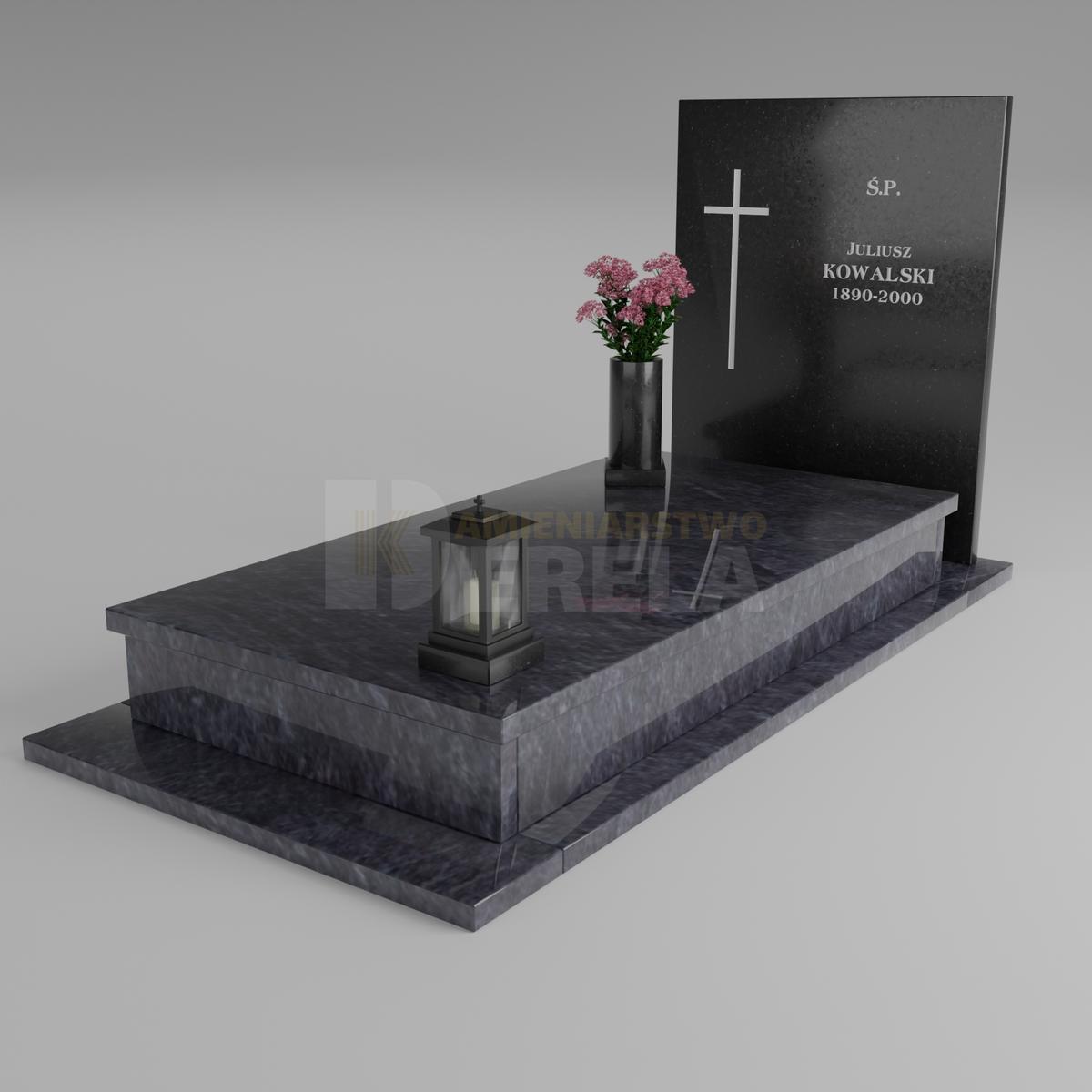 ciemny pomnik granitowy z skosu